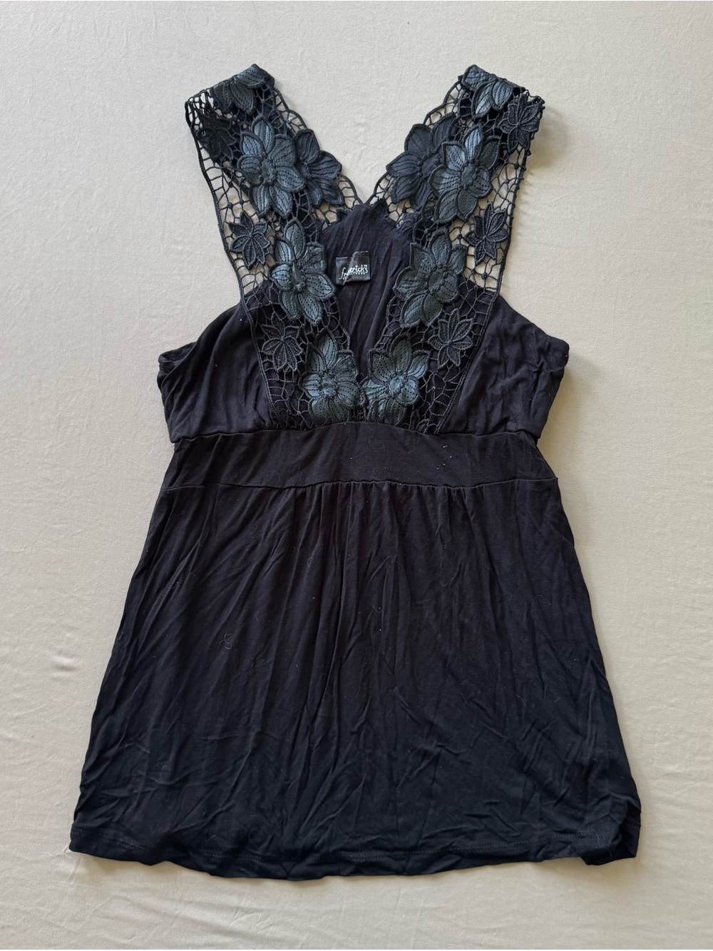 Y2K Era Fredericks Lace V-Neck Tank